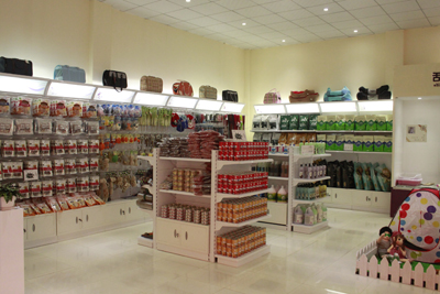 1480665840218323.jpg 样板店店内-3.JPG